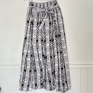 Women’s Geometric Bohemian Pants with Skirt Harem Size Medium-Large NEW flawed